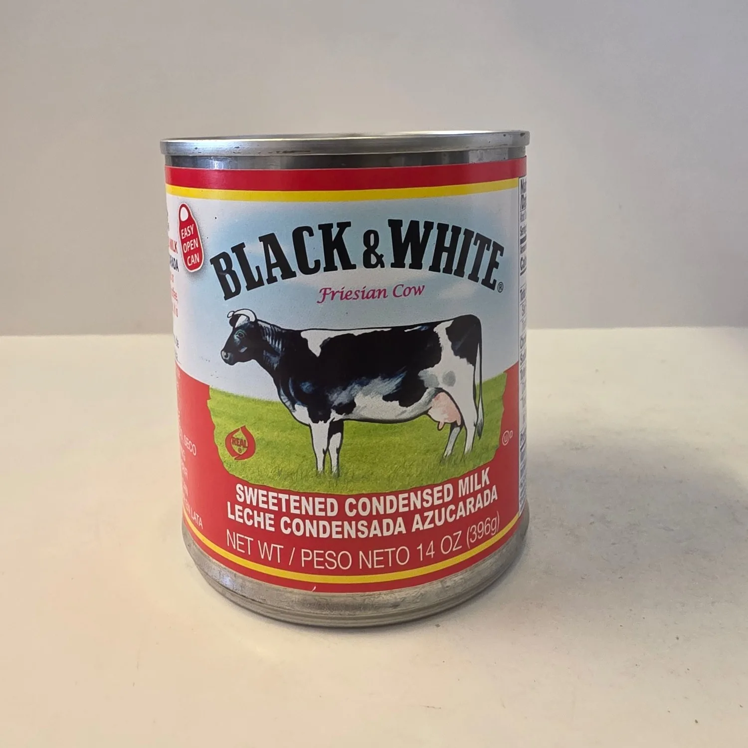 Black & White Sweetened Condensed Milk